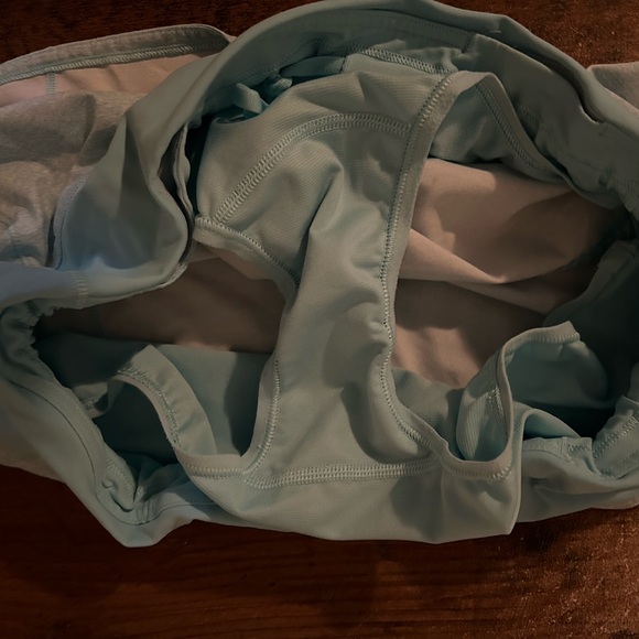 Lululemon speed up shorts in a frosty blue color. - Picture 7 of 7